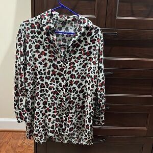 Zara Basic Womens long sleeve animal print button up blouse, size Extra Small